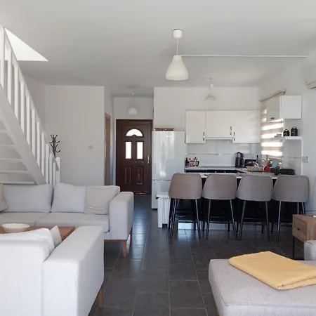Sunny Cornervilla Big Pool Sea And Mountainview Apartment